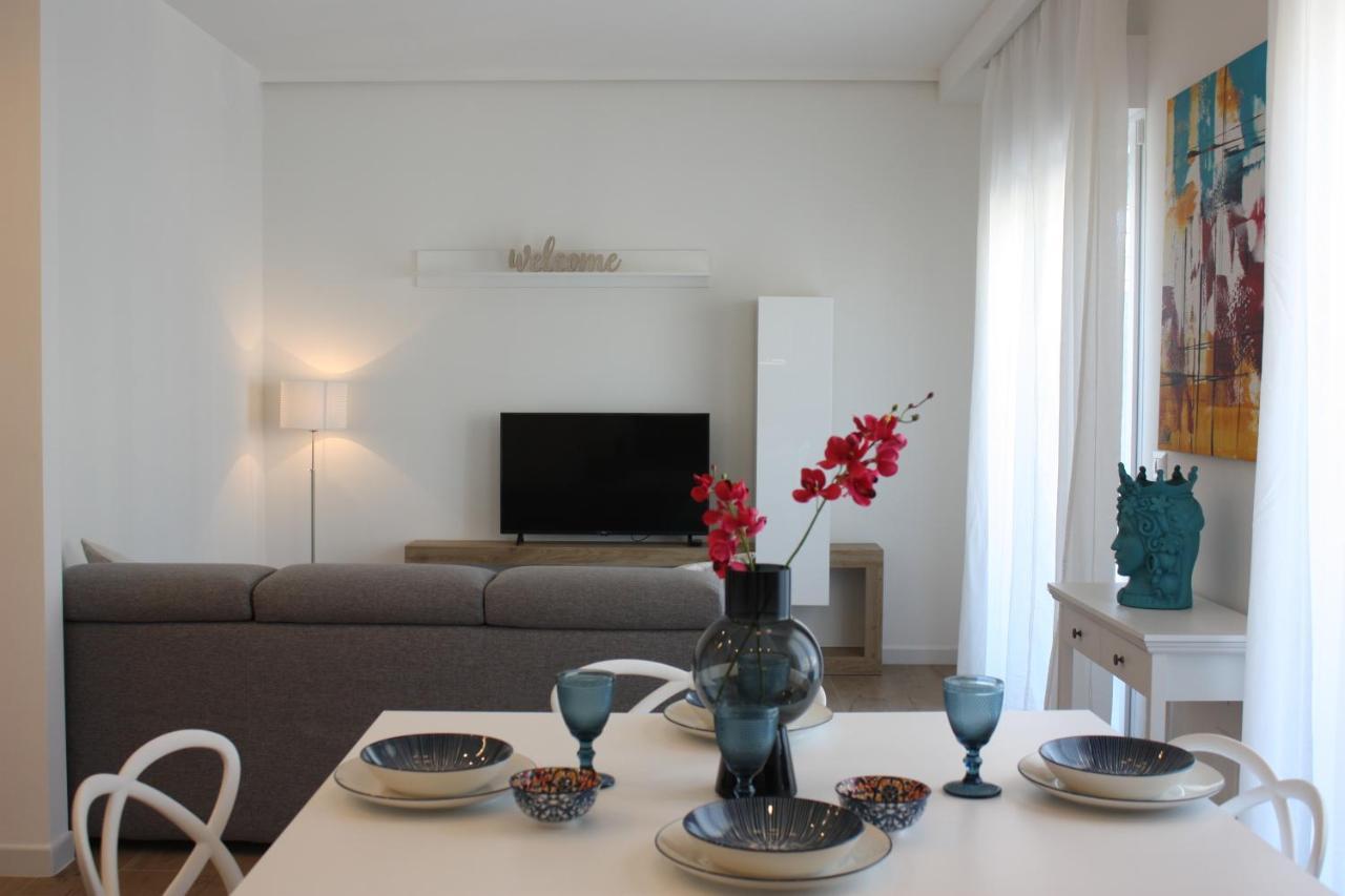 Strettomare-Business & Travel Apartment Реджо-ди-Калабрия Экстерьер фото