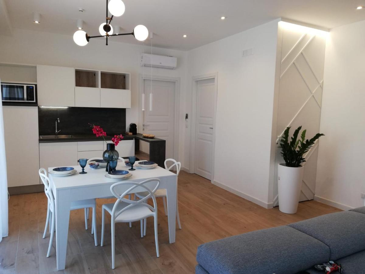 Strettomare-Business & Travel Apartment Реджо-ди-Калабрия Экстерьер фото