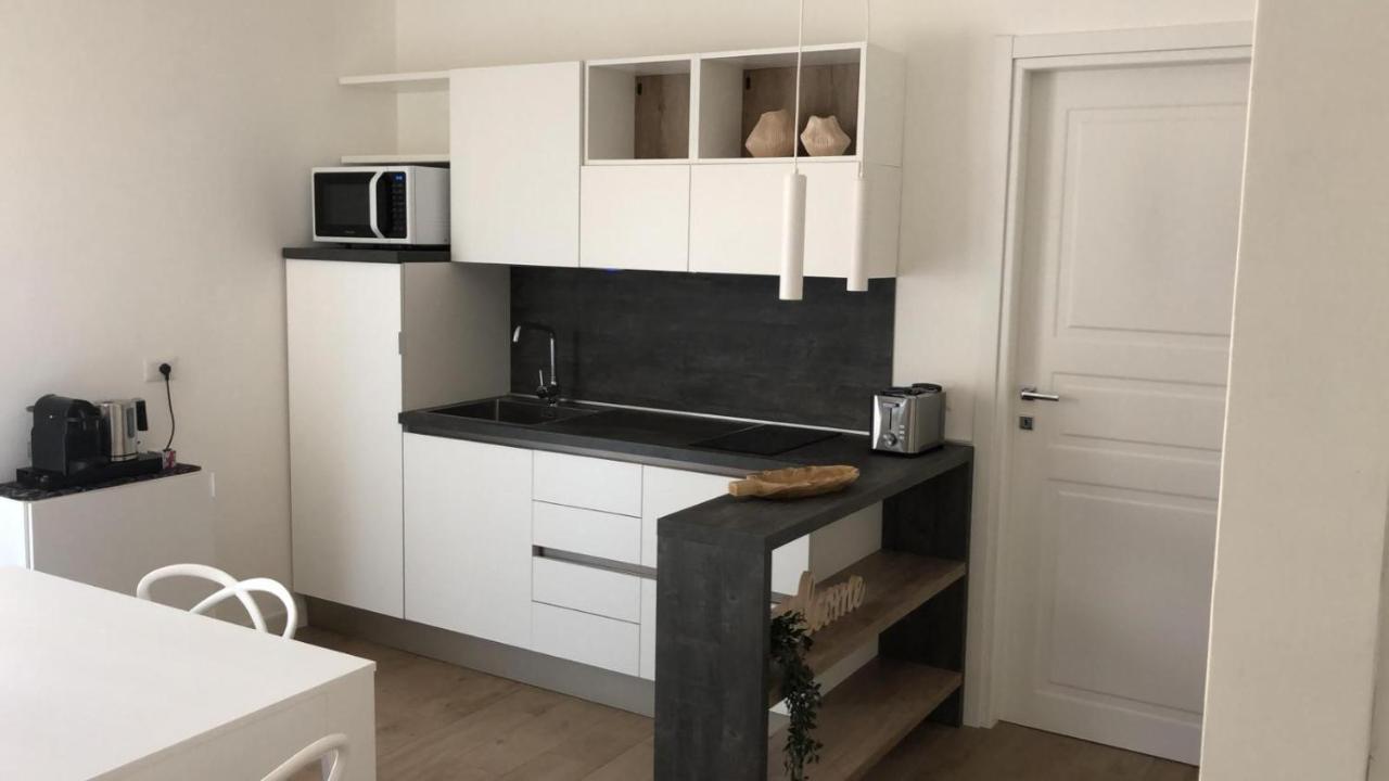 Strettomare-Business & Travel Apartment Реджо-ди-Калабрия Экстерьер фото