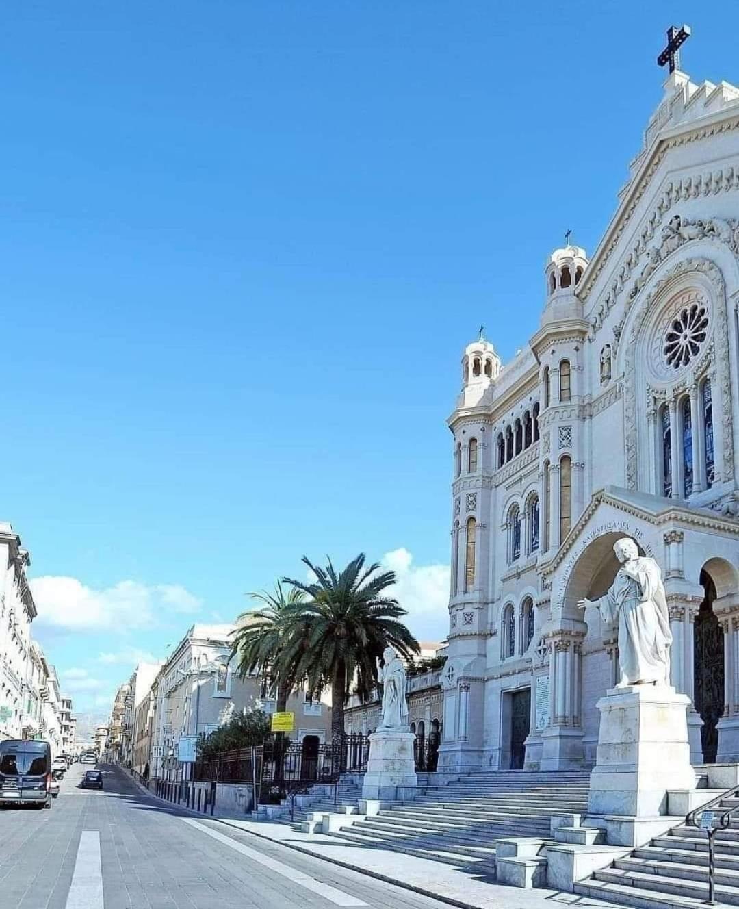 Strettomare-Business & Travel Apartment Реджо-ди-Калабрия Экстерьер фото